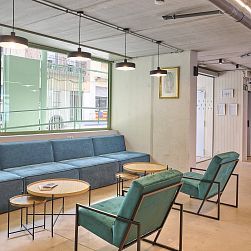 Photo gallery of Hostelfly Fira Barcelona