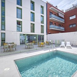 Photo gallery of Hostelfly Fira Barcelona