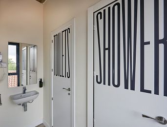 Gemischtes Mehrbettzimmer für 8 Personen
