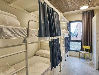 Gemischtes Mehrbettzimmer für 8 Personen